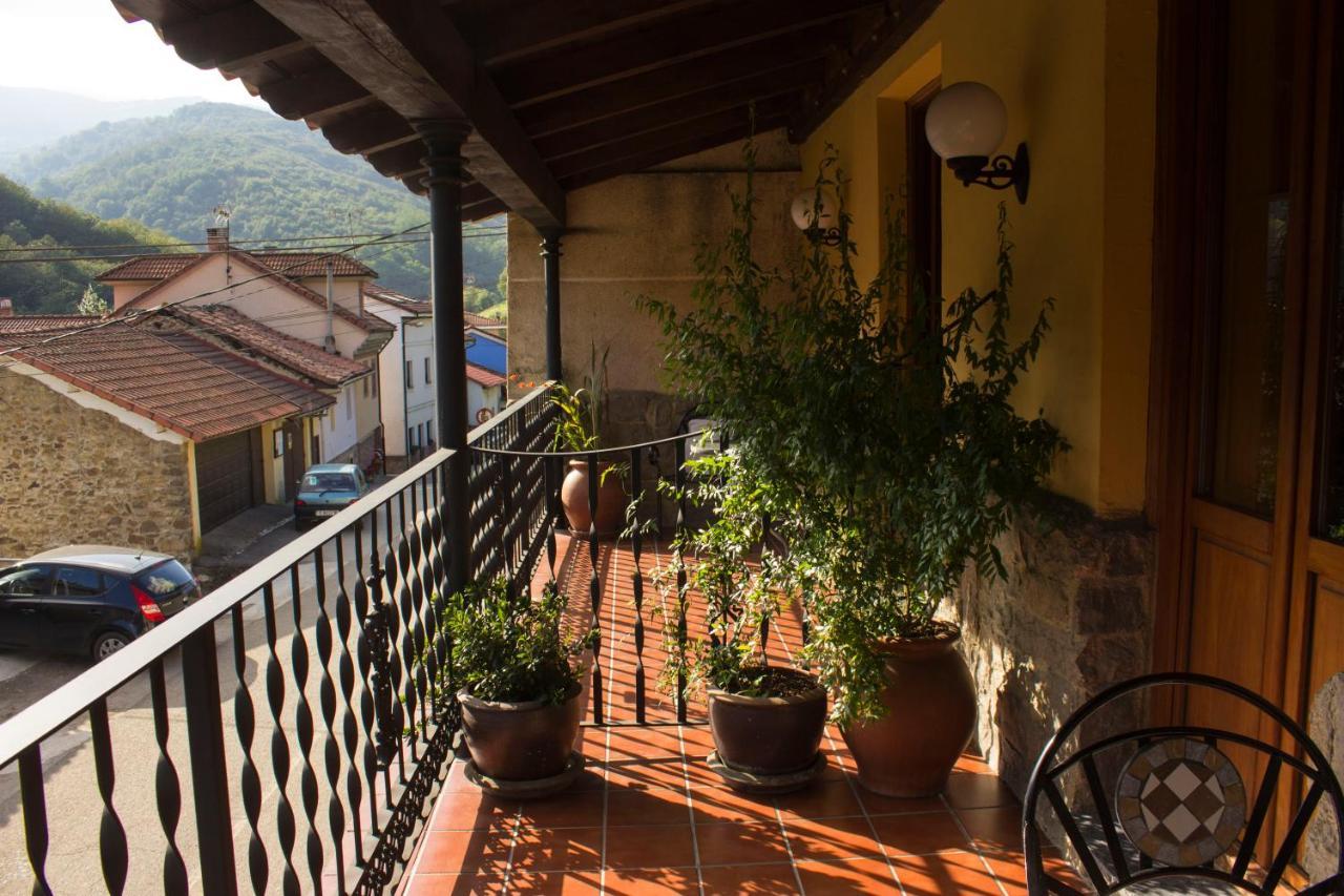 Hotel Dona Gaudiosa Пола-де-Лена Экстерьер фото